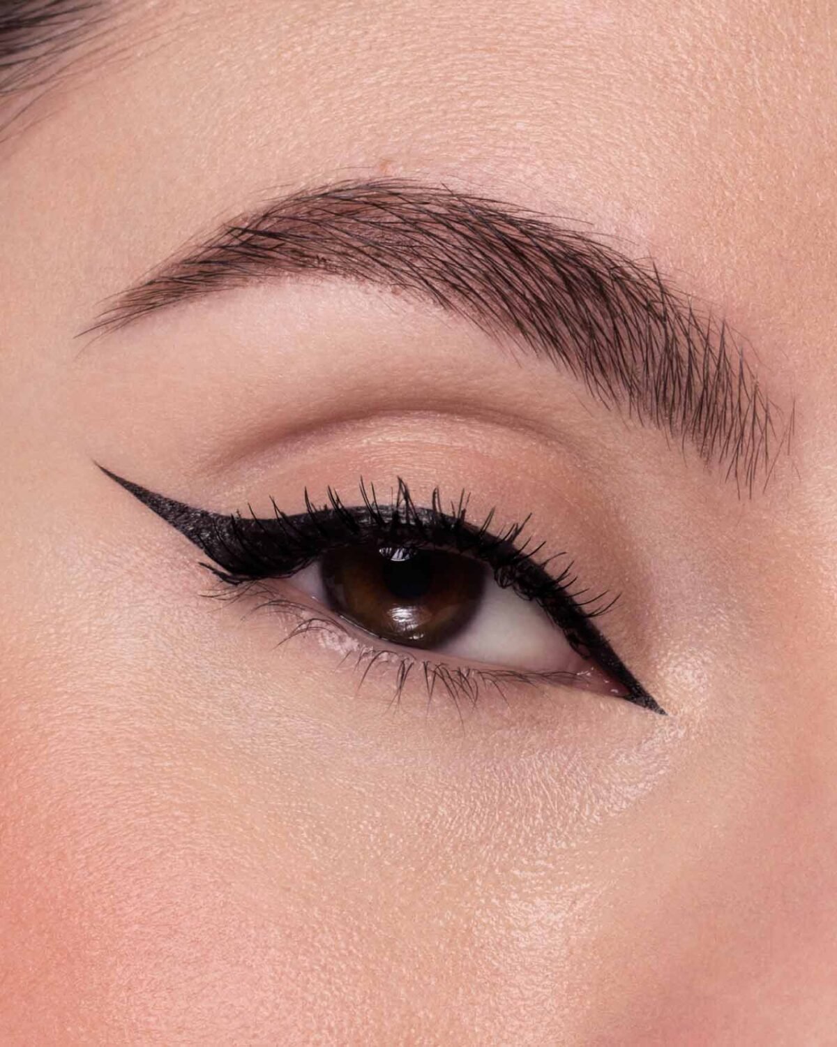 ⁦ASTRA VINYL BLACK EYELINER BLK 0002⁩ - الصورة ⁦2⁩