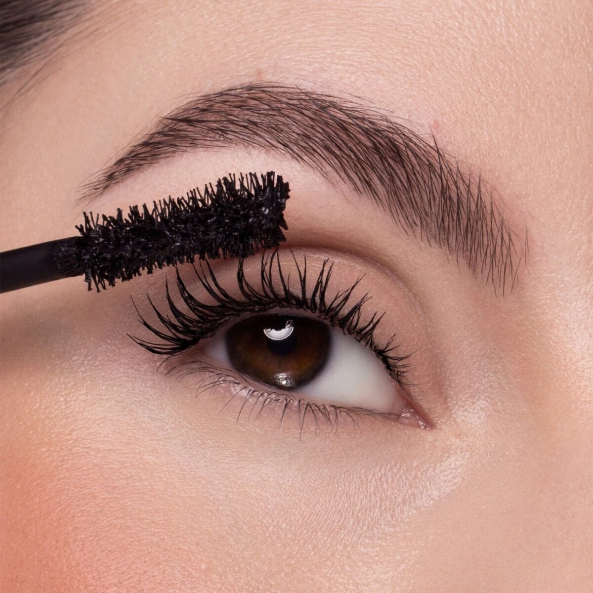 ASTRA #INSTAVOLUME Mascara BLK 0001 - Image 3